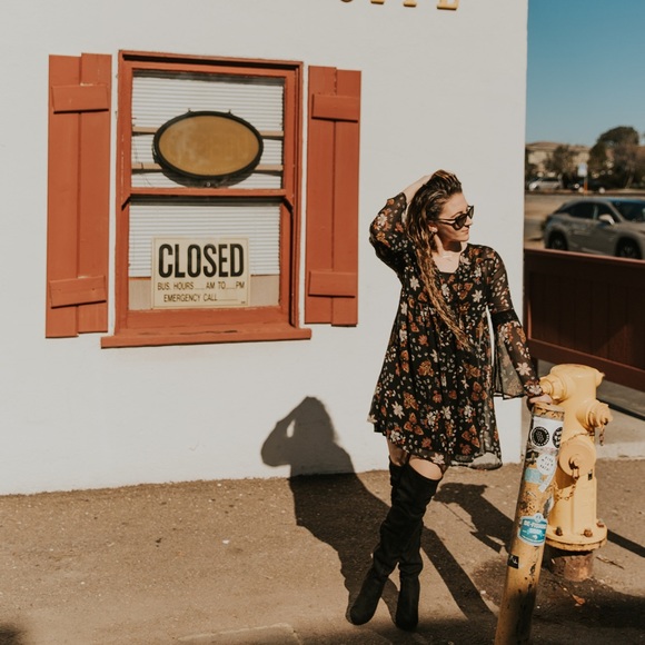 Meet your Posher, Anna! ♡ - Picture 9 of 11